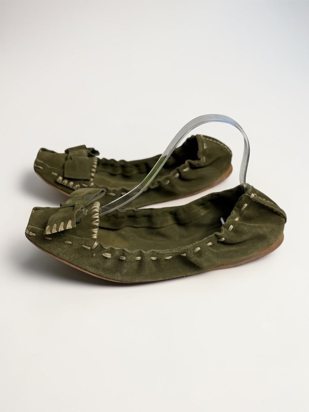 Miu Miu Olive Green Suede Whipstitch Ballet Flats EU 40 Bow Detail Made In Italy